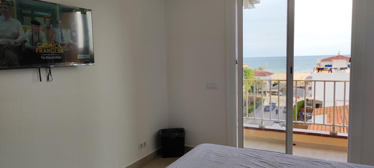 Acogedor Estudio En La Playa, Con Vistas Al Mar, Y Piscina Comunitaria Sant Salvador Buitenkant foto